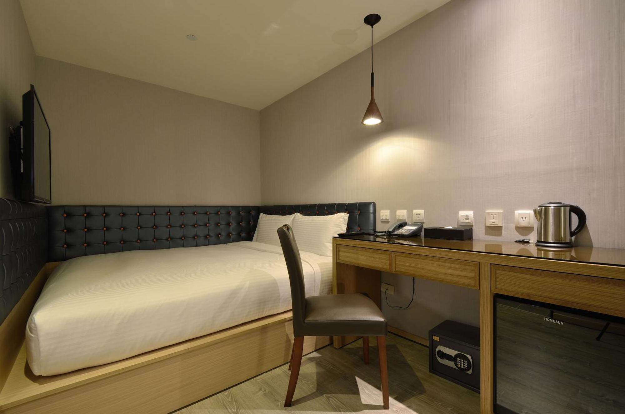 Stay Hotel - Taichung Yizhong Eksteriør billede